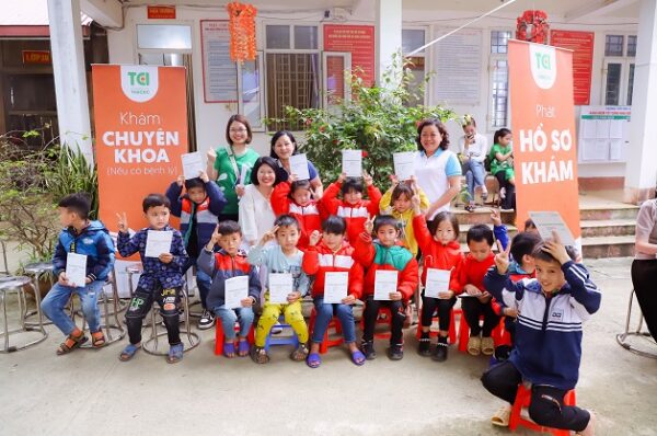 TCI Hospital's charity trip in Ha Giang to deliver free healthcare serivces