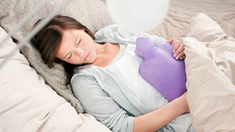 Đau ngực giữa kỳ kinh triệu chứng của bệnh và điều trị