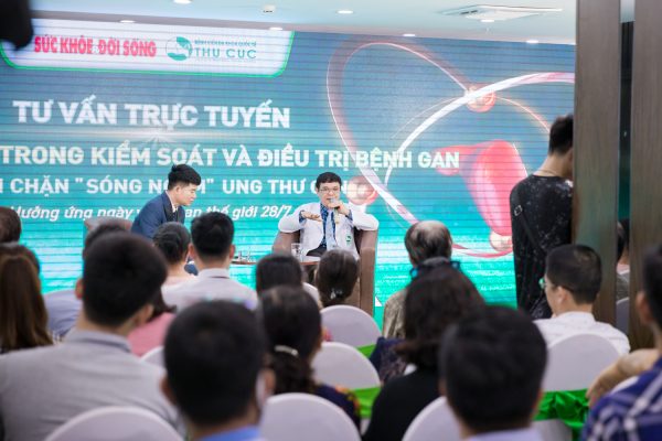 PGS Thành nhấn mạnh: “Điều trị viêm gan như một cuộc đánh trận, phải có đủ 3 yếu tố: vũ khí (thuốc), quân đội (hệ miễn dịch) và cơ sở vật chất (tế bào gan).