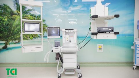 Trang thiết bị y tế hiện đại, máy móc tối tân
